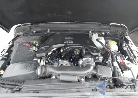 2019 Jeep Wrangler Unlimited Sport S 4X4 from USA, damaged, VIN 1C4HJXDGXKW649417